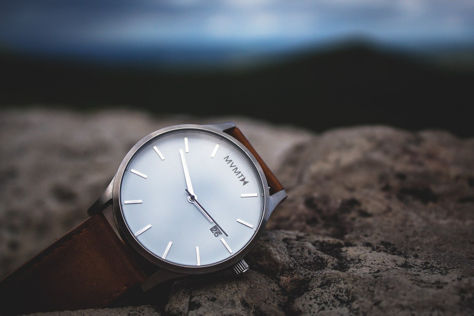 Steel watch on the wrist: is a Rolex worth it